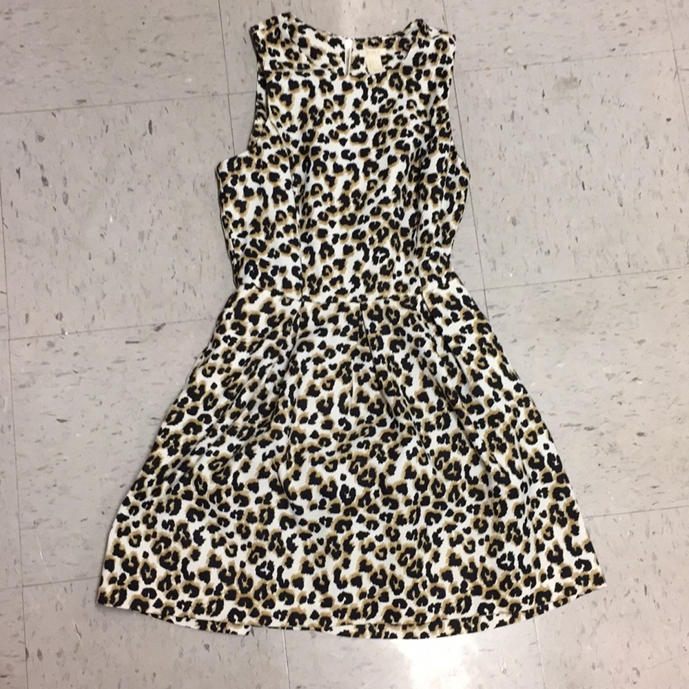 FOREVER 21 Leopard print dress 💖